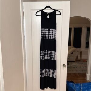 Black and White Tie-Dye Maxi Dress